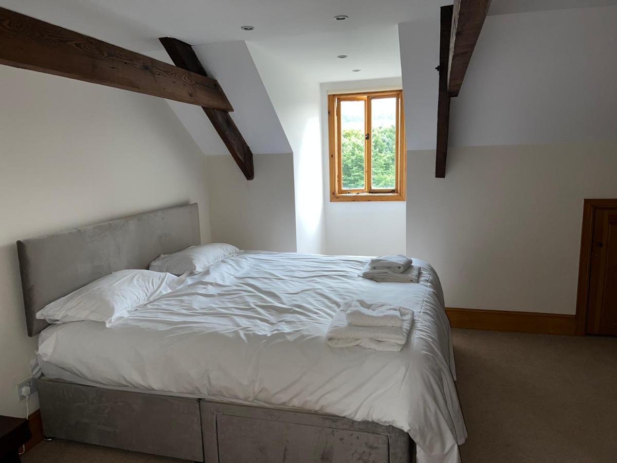 10 Bed Stunning House In Village, With Hot Tub Ovingham Экстерьер фото